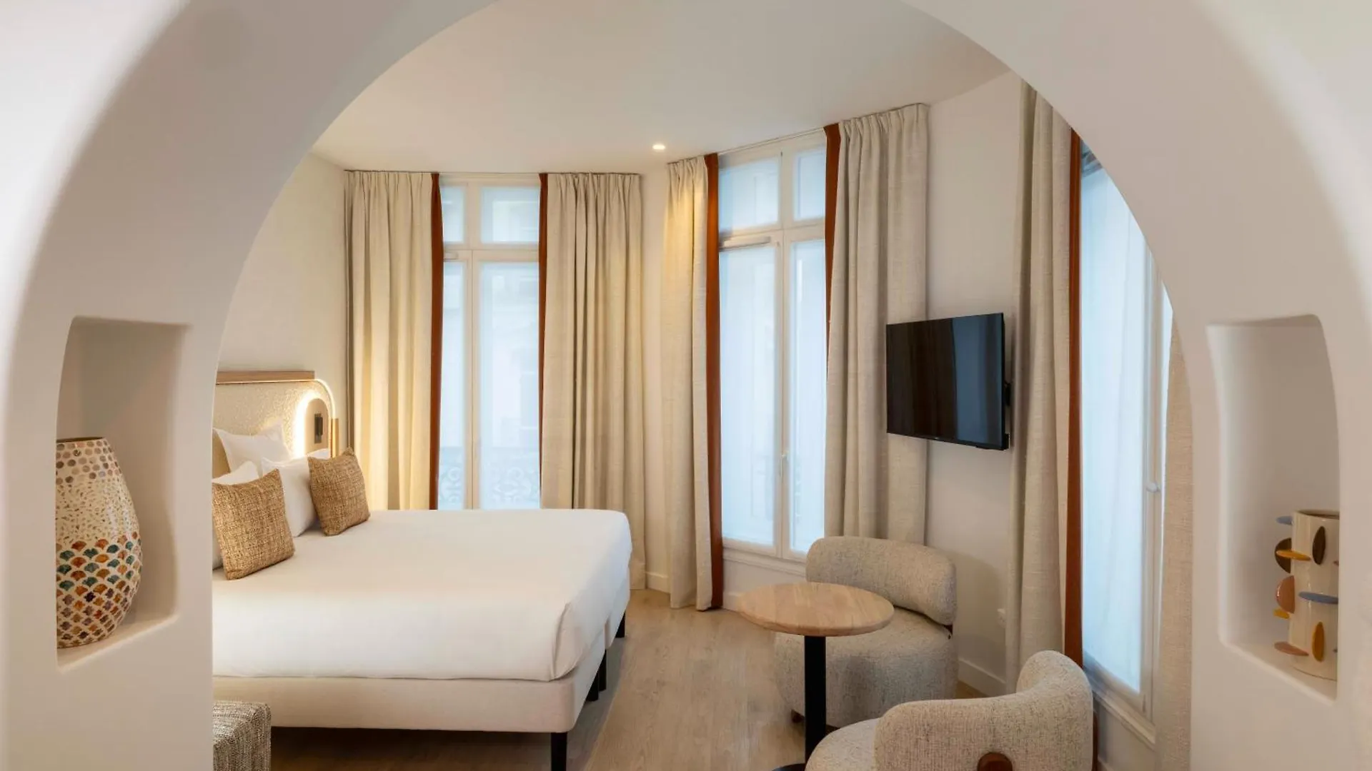 **** Hotel Madame Drouot & Spa - Opera Paříž Francie